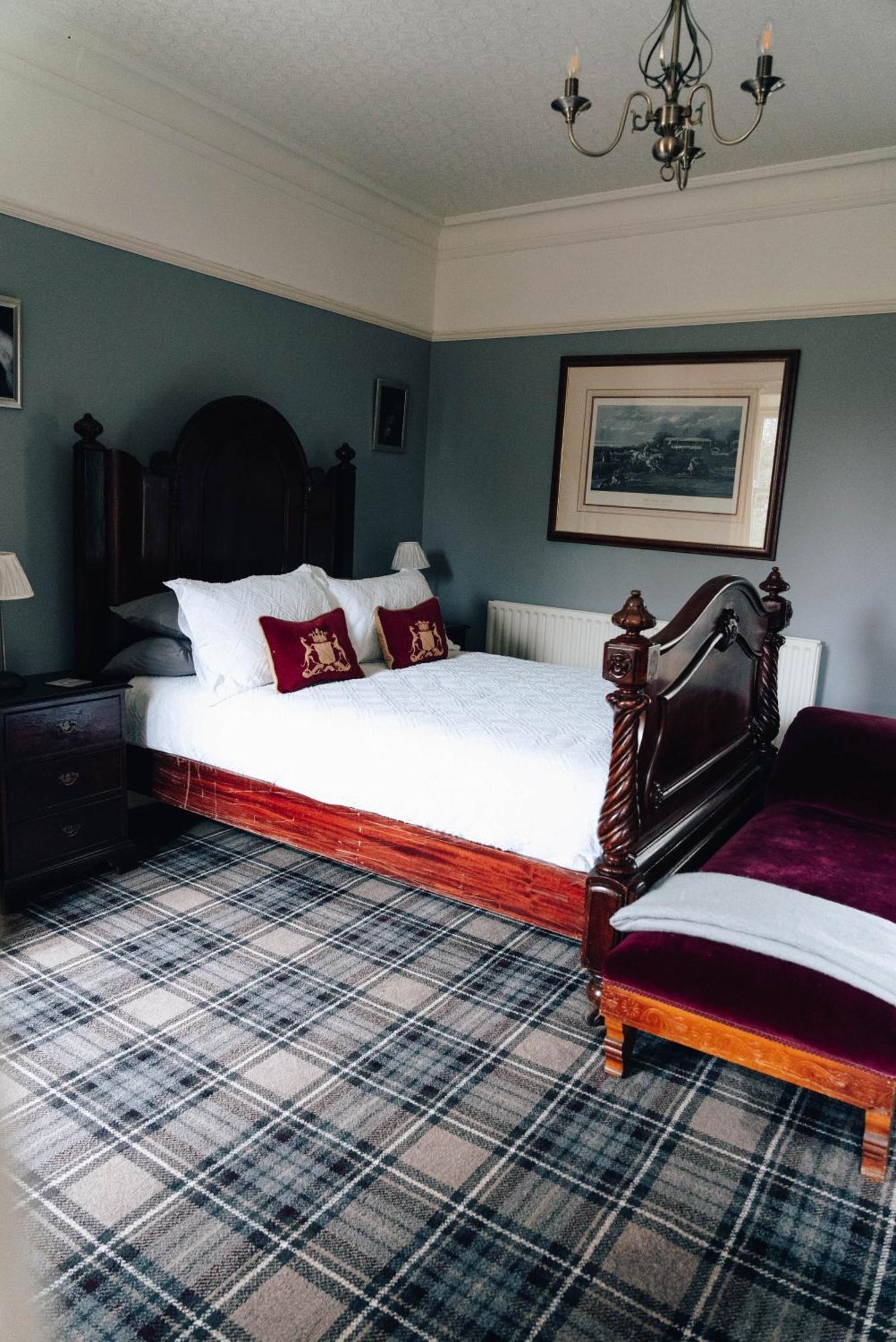 Luxury Accommodation In County Antrim With Riverside Hot Tub Kells Extérieur photo