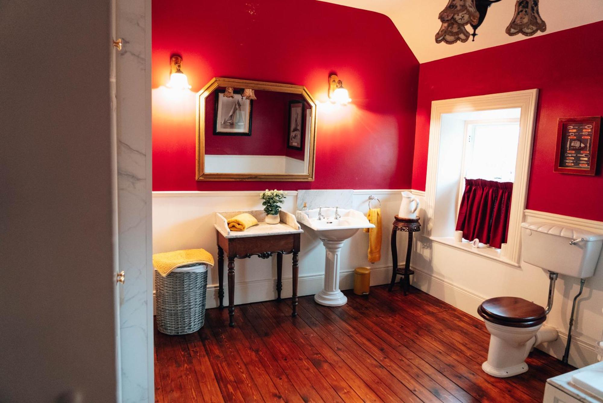Luxury Accommodation In County Antrim With Riverside Hot Tub Kells Extérieur photo