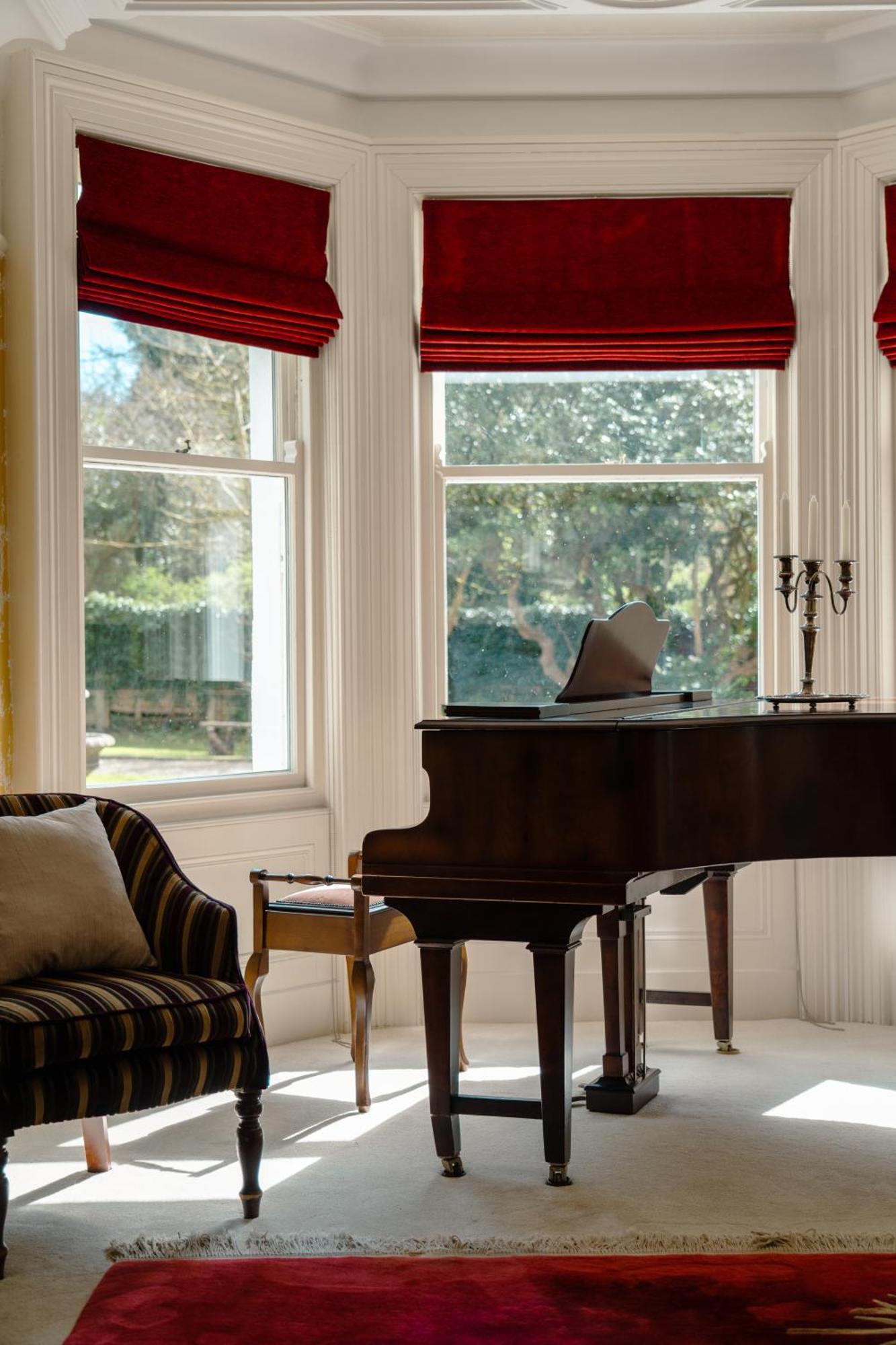 Luxury Accommodation In County Antrim With Riverside Hot Tub Kells Extérieur photo